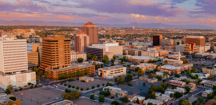 A Guide to Living in Albuquerque: Pros, Cons, and What To Expect
